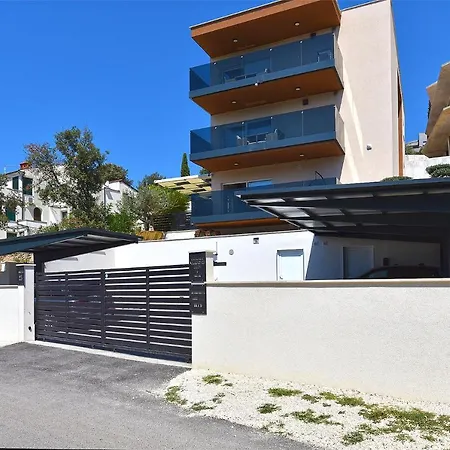 Διαμέρισμα Art Zeus Πούλα